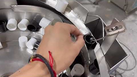 How to change the caps vibrating bowl of auto capping machine