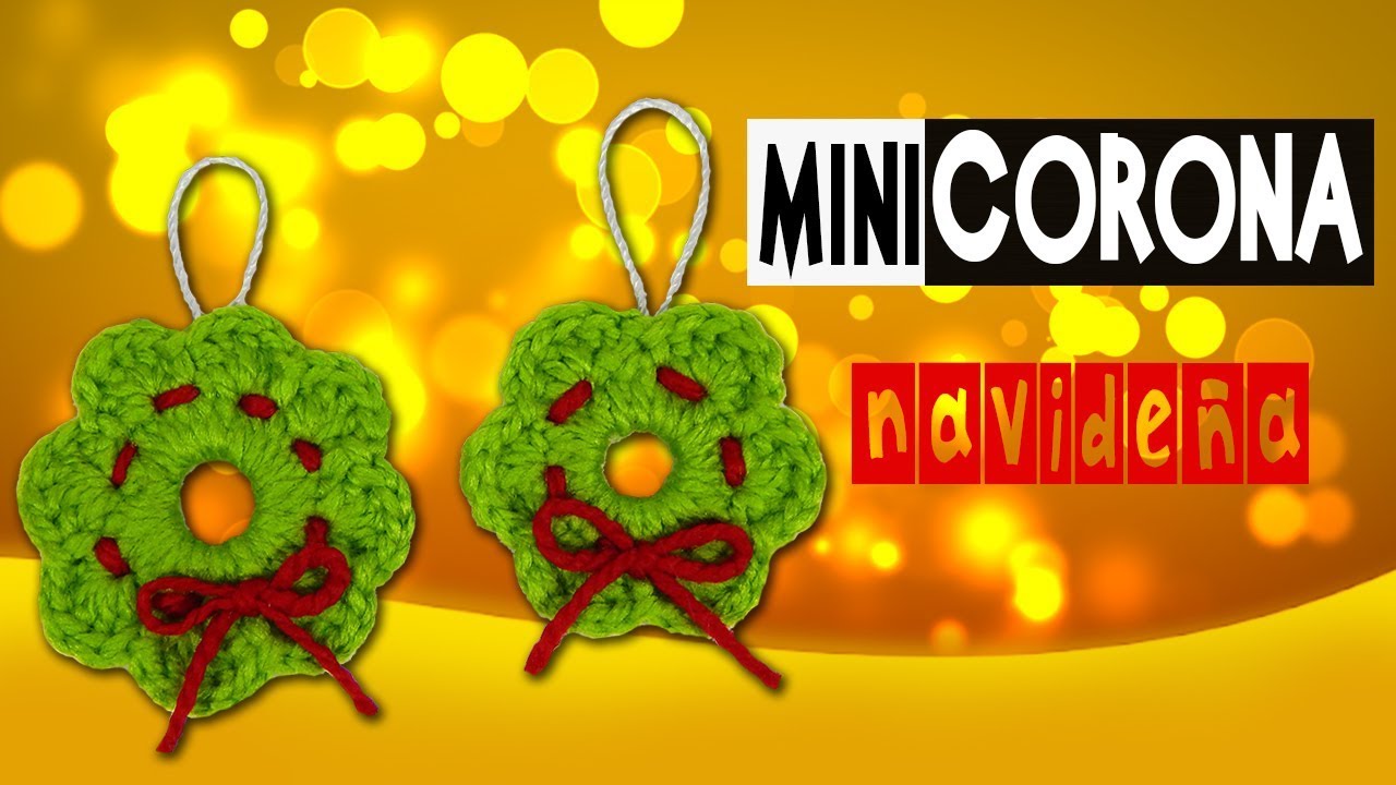 Mini Corona navideña tejida a crochet * aplique o decoración navideña*