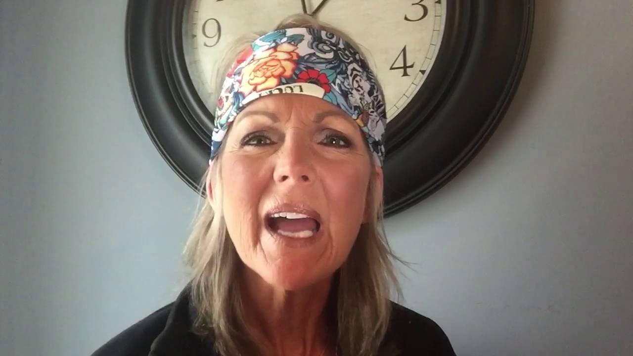 Bernadette Murphy Founder of Find Your WAE insights about the power of kindness!