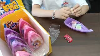 boat shape roll soft candy with toy screenshot 5