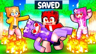 I Saved MY CRAZY FANGIRLS in MINECRAFT