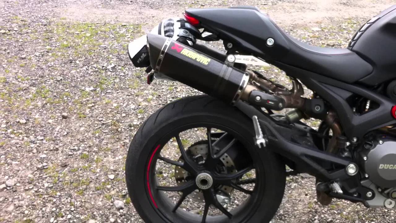 Ducati Monster 796 with SCProject  Motos