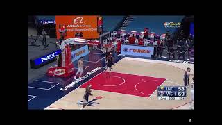 Russ throws an ABSOLUTE DIME to Bradley Beal!