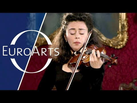 Schubert - Sonatina in A minor, Op. 137 No. 2 (Anna Rabinova, Vladimir Stoupel) | Concerts in Palace