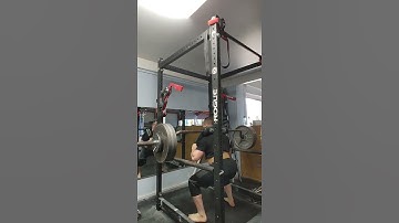 365x3 SSB pause squat(2nd set, last set of the workout, smoked by this point)