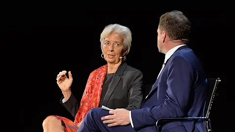 Angela Lagarde Photo 11