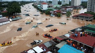 Thailand zinkt vandaag! Mensen zoeken beschutting op daken, plotselinge overstromingen in Uttaradit