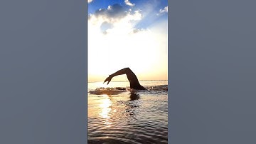 Physics of Swimming and Floating 🏊 #swimmingtips #swimming #floating #swim