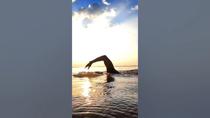 Physics of Swimming and Floating 🏊 #swimmingtips #swimming #floating #swim