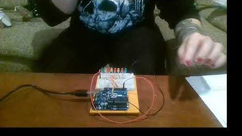 Knight Rider Light Sequence (simple back and forth with FOR loops)