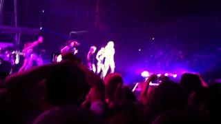 Britney Spears  - Slave 4 u [Femme Fatale Tour Live in KIEV 27/09/2011] HD