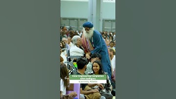 A heartwarming moment from the Inner Engineering Completion program with Sadhguru in Atlanta!