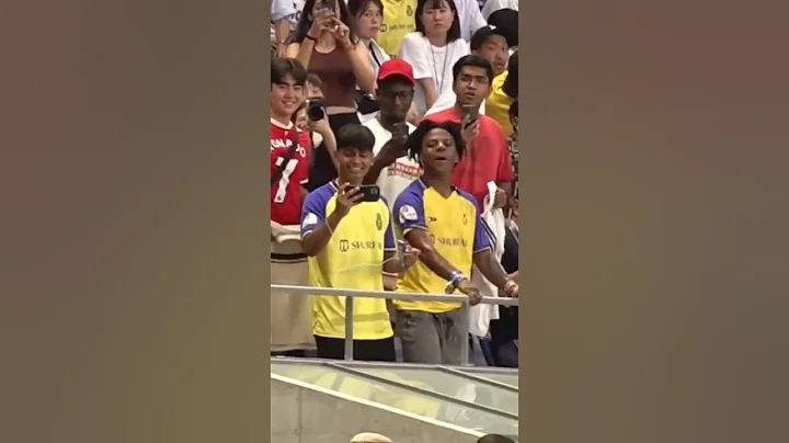 speed make's Ronaldo laugh 🤣#ishowspeed