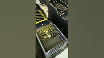 CVR AUDIO:  Powered 3-way double 12 inch line array W-123P