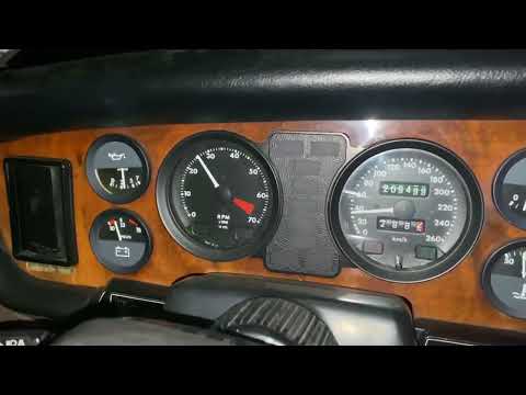 Jaguar V12 XJ12