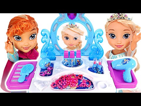 Let&amp;#39;s <strong>Make</strong> up pretty with Elsa and Anna~ Frozen2 <strong>Magic</strong> Carrier Cosmetics! | PinkyPopTOY