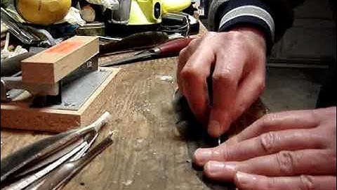 Cutting canada goose feathers for fletchings