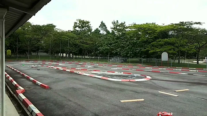 rc touring tamiya tao8 vs xray t4 blinky 17.5t#tamiyatao8#xrayt4