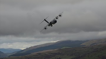 FRENCH MILITARY PLANE FLIES LOW THROUGH THE WELSH VALLEYS - 4K