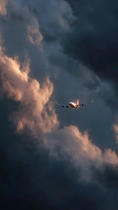 A Plane Kept Flying With No Pilot… What Happened Next Is Terrifying
