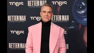5IVE REUNITE WITH ROBBIE WILLIAMS: FULL PERFORMANCE EXCLUSIVE!