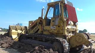 Caterpillar 983 tracked loader  Welland 2018