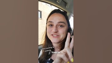 Tip Jar #tips #tipping #awkwardmoments #amberautrycomedy #femalecomedian #funnypeople