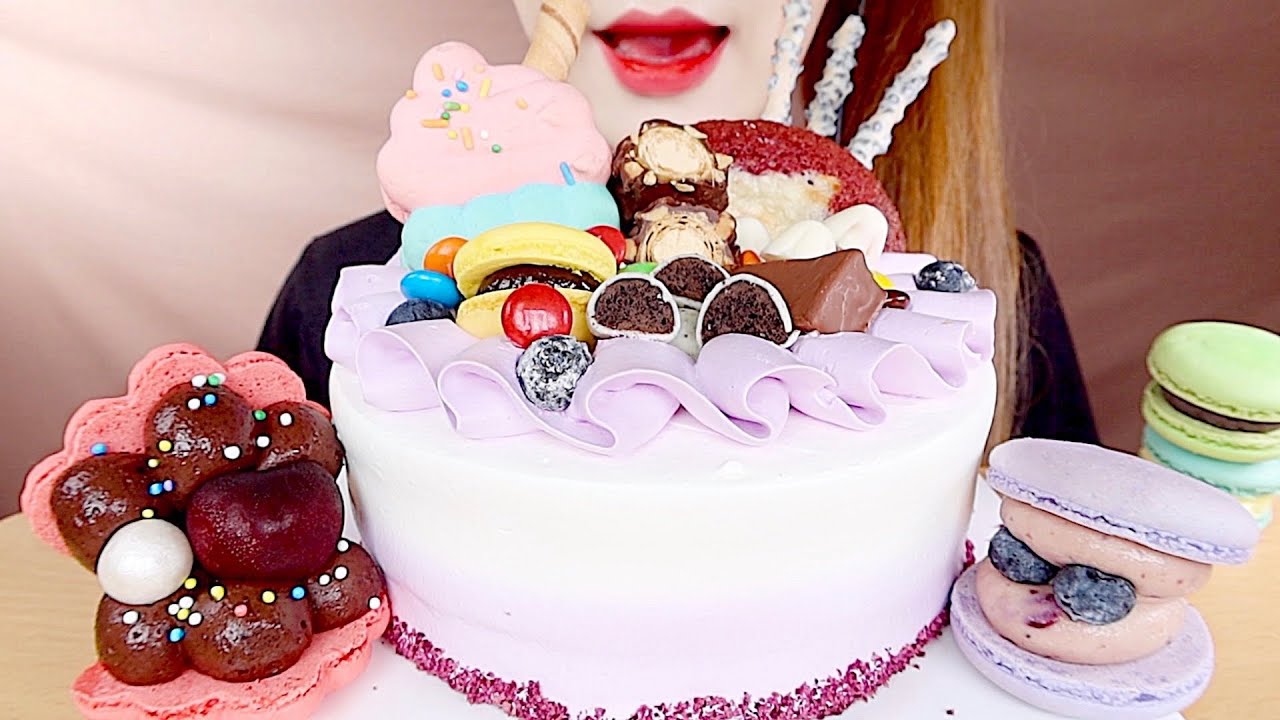 ASMR MACARONS & SNACK CAKE MUKBANG 마카롱&과자케이크 먹방 eating sounds