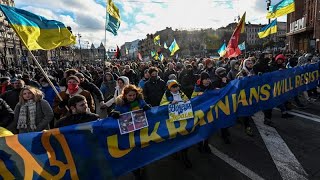 Ukrán válság: lázas diplomácia az orosz fegyverek árnyékában
