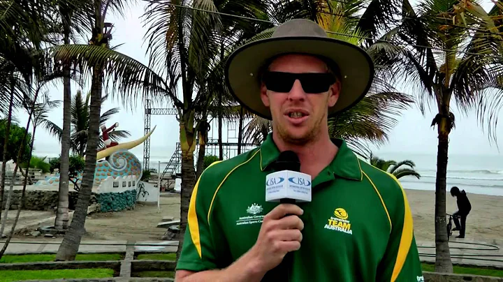 Jared Neal (AUS)  - 2013 ISA World Longboard Champ...