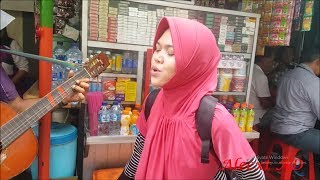 Pengamen Cantik dan Dua Kakek Pengamen Hebat Cover Aku Belum Beruntung Dewi Persik Bikin Baper