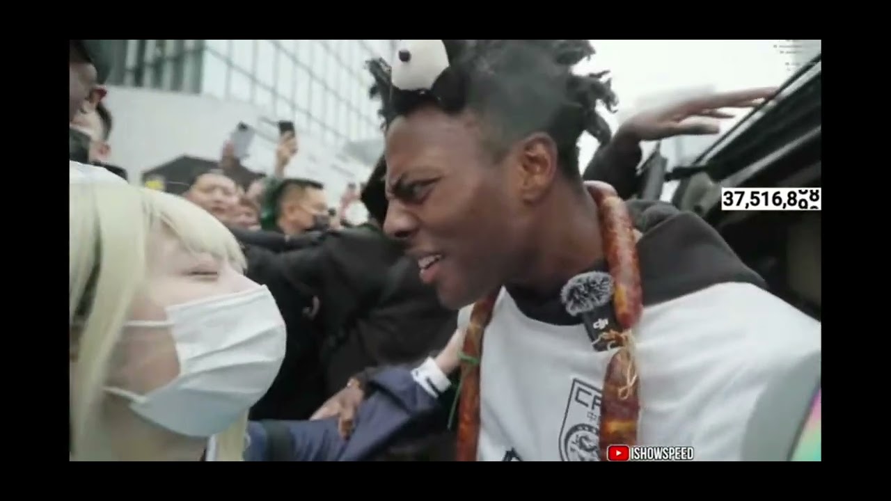 Momoi cosplayer tells speed she is a racist