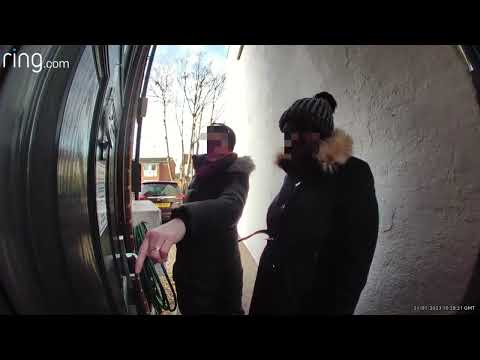 Hilarious cold callers' reaction to witty door sign informing them their services are not required