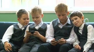 Музыкальная революция в школах: обычные звонки вытесняют рингтоны Музыкальная революция в школах: обычные звонки вытесняют рингтоны