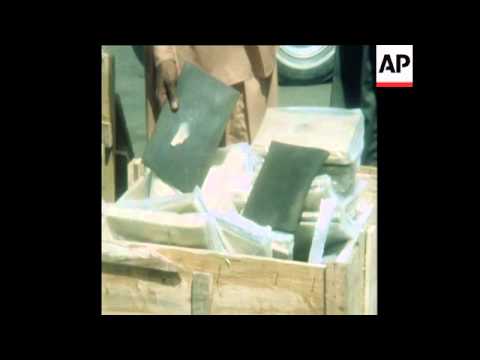 SYND 19 9 78 CRATES OF HASHISH SEIZED BY CUSTOMS
