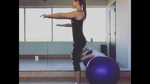 Stability ball workout: Legs, butt & core