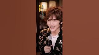 吴治岗-笑看风云