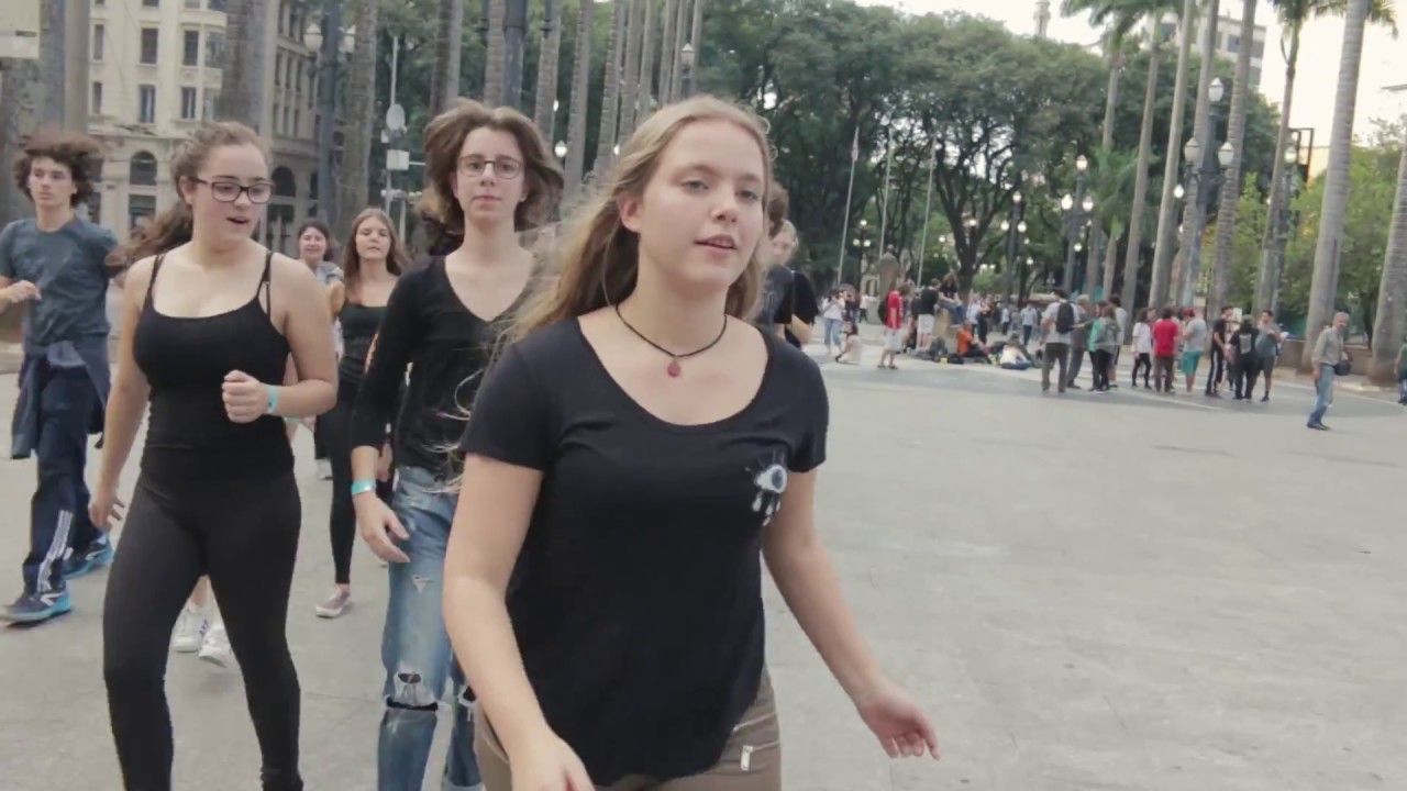 Escola Viva - experimento cênico centro 1ª série EM