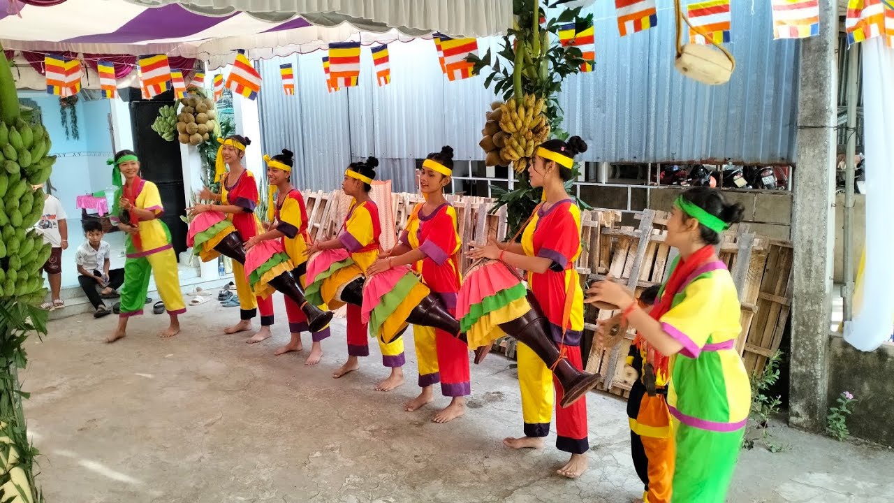 ឆៃយ៉ាំខ្មែរកម្ពុជាក្រុម កូនខ្មែរកម្ពុជាក្រោមសម្ដែង - Pleng Chhai Yam Niary Khmer Kampuchea krom