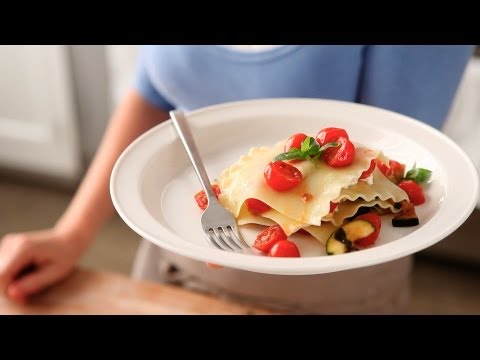 no-bake-summer-lasagna-|-everyday-food-with-sarah-carey