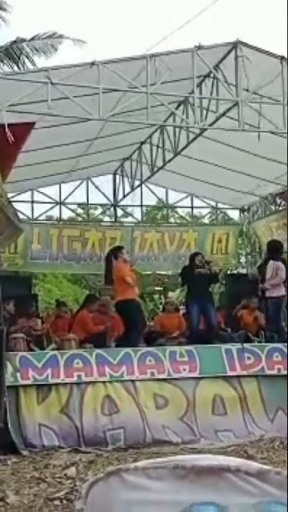 ngamen nya di jaipongan dulu....pimpinan mamah Ida ligar