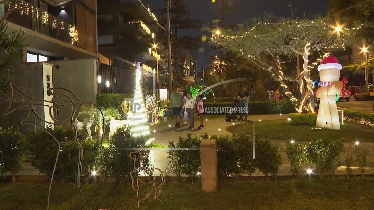 People flock to Peru street where Christmas lights are dazzling and award-winning