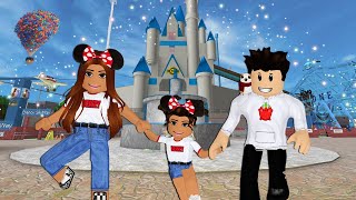 TAKING MY FAMILY TO DISNEYWORLD  | Roblox Family Roleplay