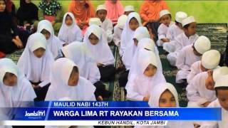 Warga Lima RT Rayakan Maulid Nabi 1437H Bersama