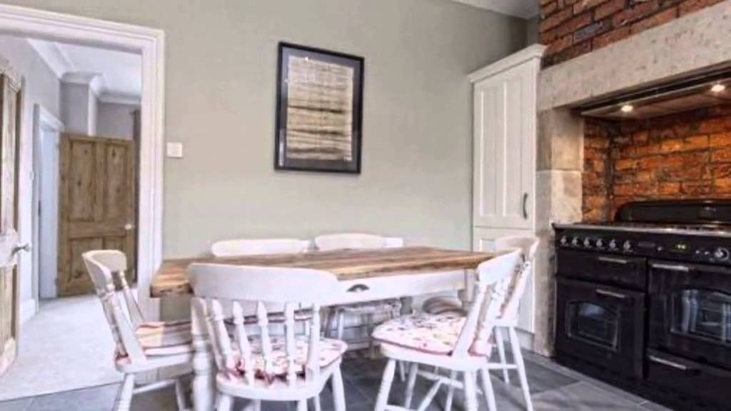 Hopton Hall Lane, Upper Hopton, MIRFIELD, West Yorkshire