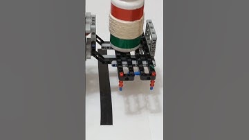 Lego Robots in Action! EV3 Claw & NXT Fork lift 🚀🤖