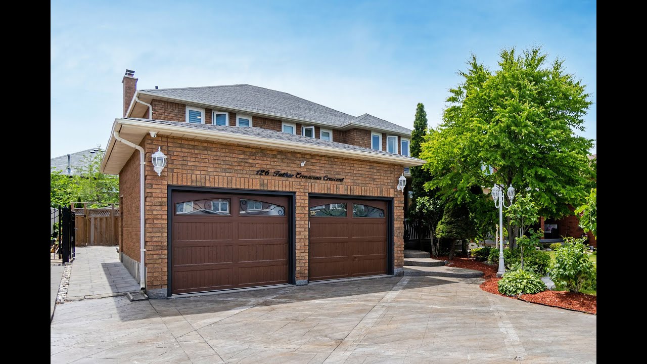 126 Father Ermanno Crescent, Woodbridge Home Real Estate Properties