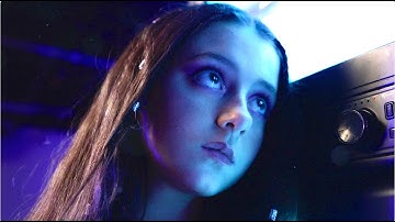 Caroline Lobbin- Broken Guitar (Official Music Video)