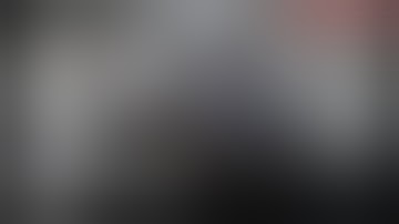 Disturbing video appears to show Sean "Diddy" Combs attacking singer Cassie