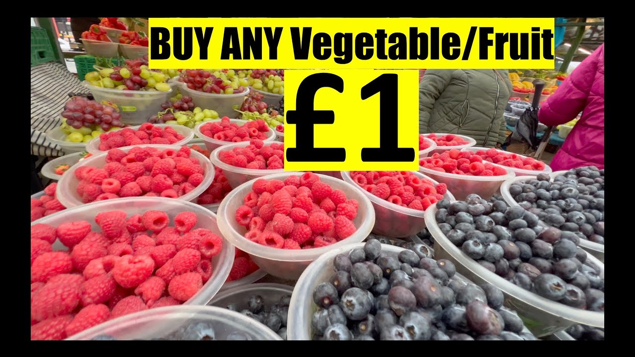£1 Bullring Open Market Vegetable and Fruit market, Birmingham, England, UK Walk Tour 4K